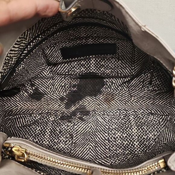 REBECCA MINKOFF SLIP CHAIN SHOULDER/CROSSBODY BAG BFPM-07-001 - Picture 6 of 15